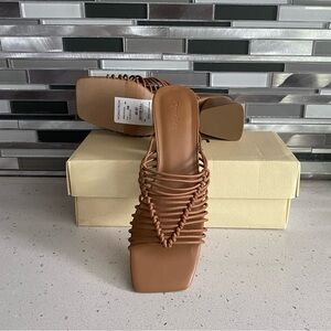 NWT Open Edit Tan Mocha Block Heel Sandal